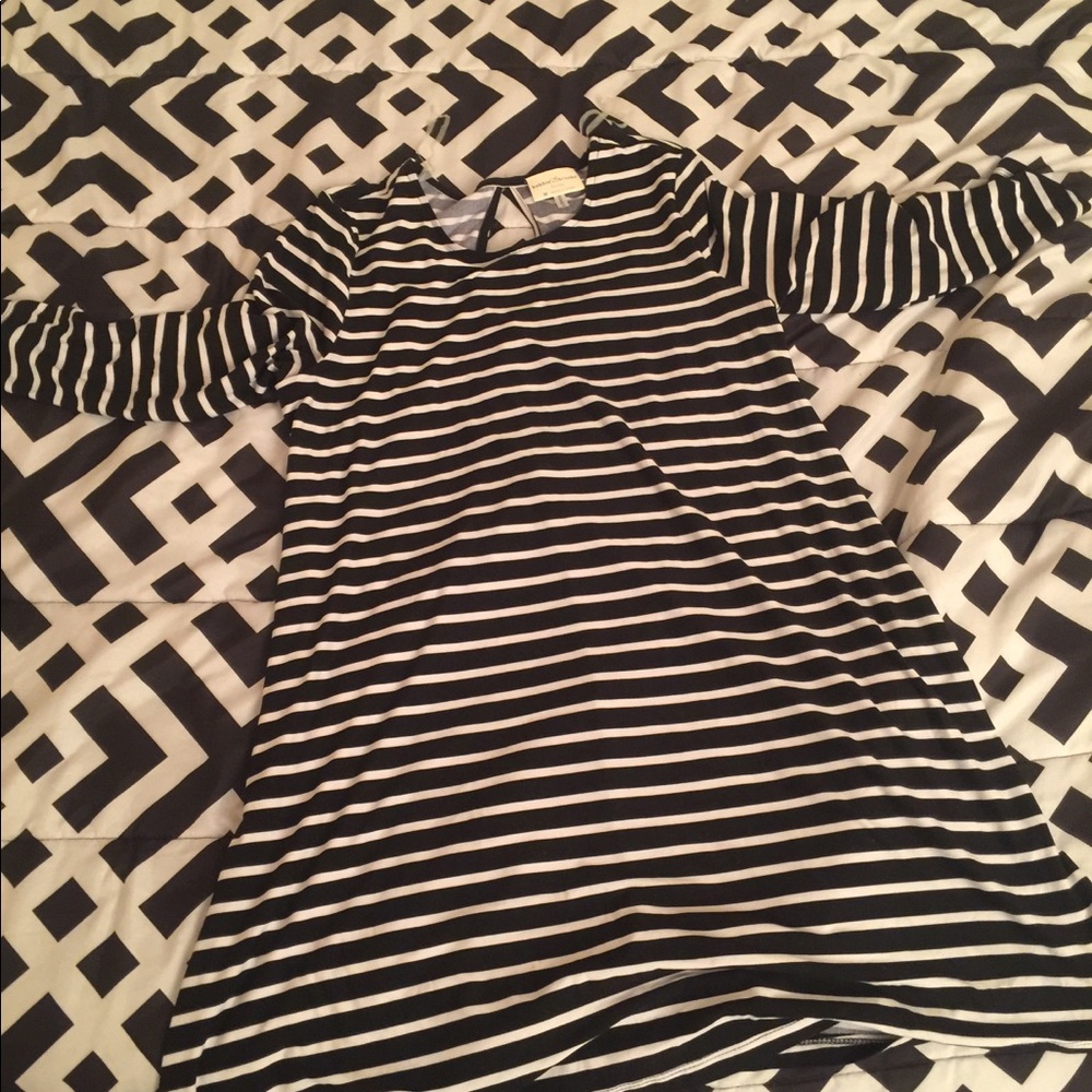 Short dress